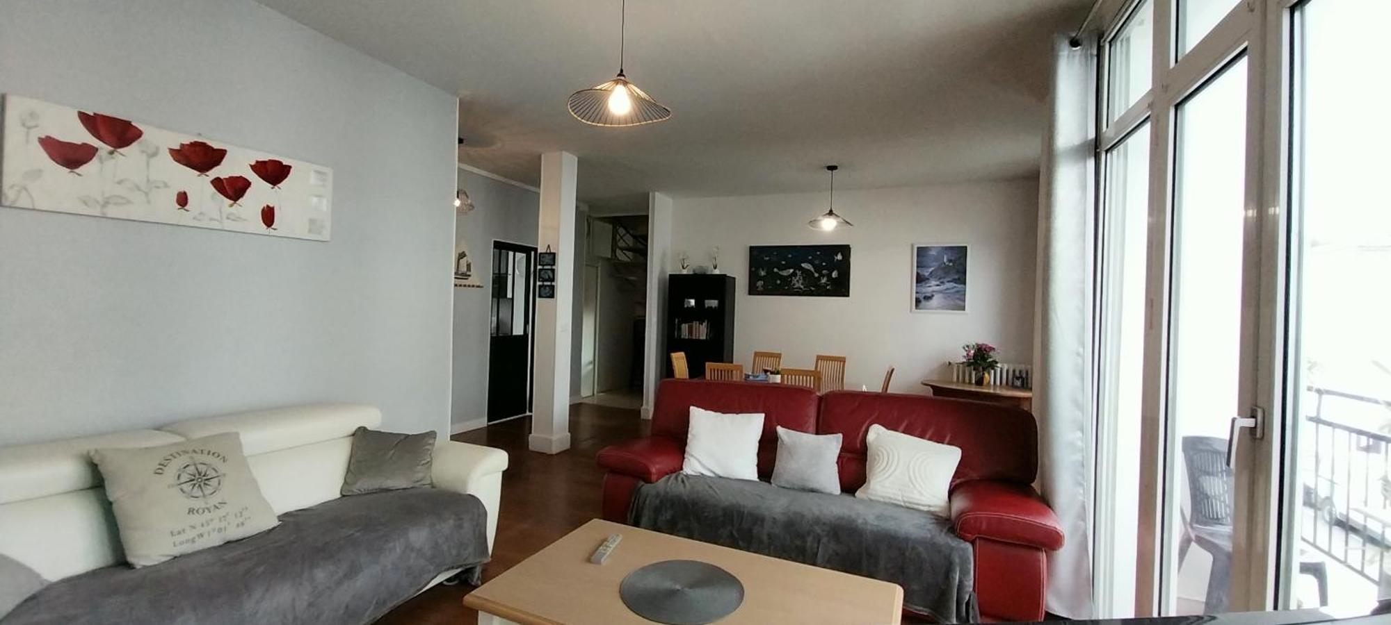 Maison De Ville Plein Centre, 3 Etoiles, A 200M De La Plage, Parking Prive, Wifi Royan Esterno foto