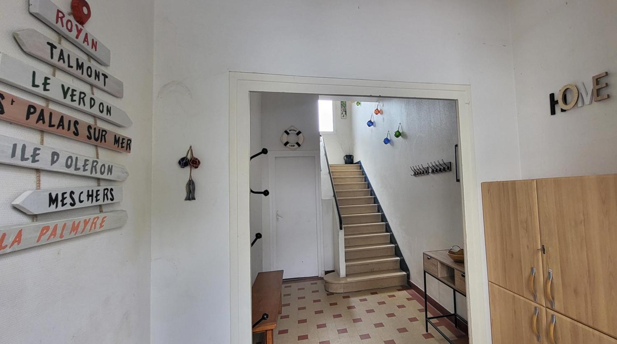 Maison De Ville Plein Centre, 3 Etoiles, A 200M De La Plage, Parking Prive, Wifi Royan Esterno foto