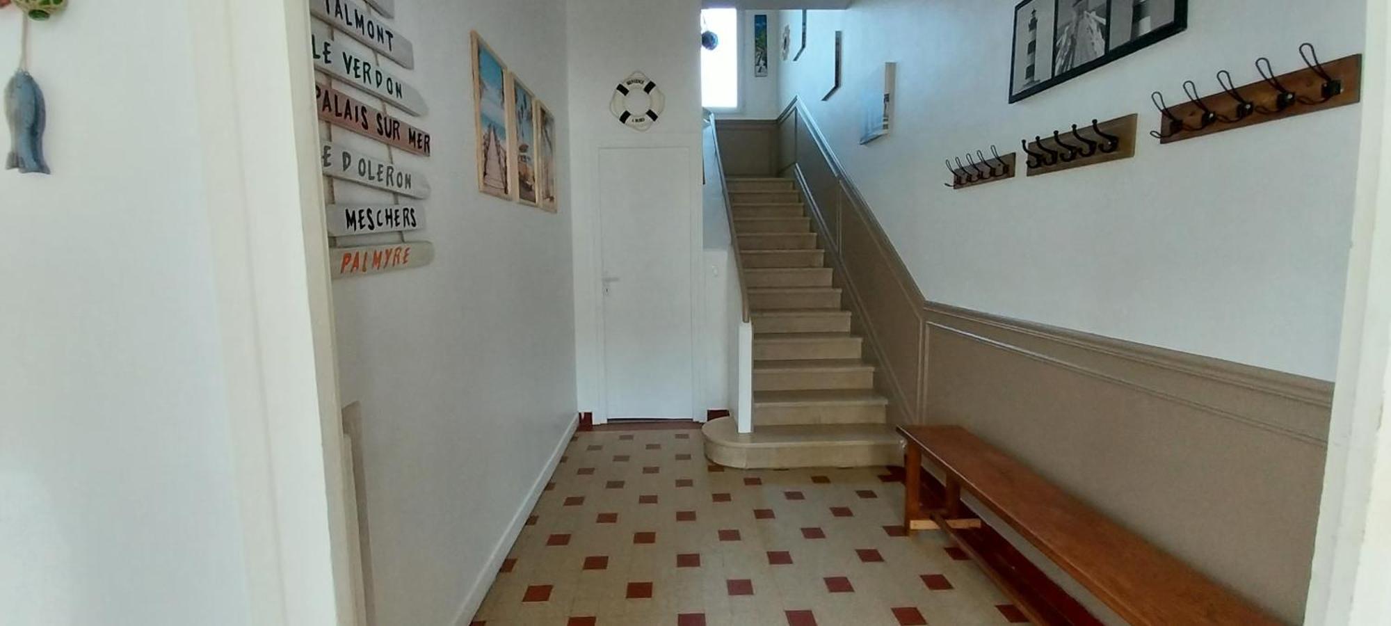 Maison De Ville Plein Centre, 3 Etoiles, A 200M De La Plage, Parking Prive, Wifi Royan Esterno foto